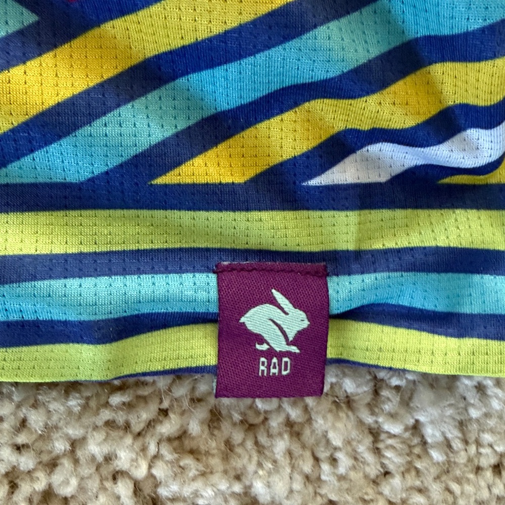 Rabbit 24-25’ RAD Rabbit Tee Men’s Medium - Picture 5 of 6